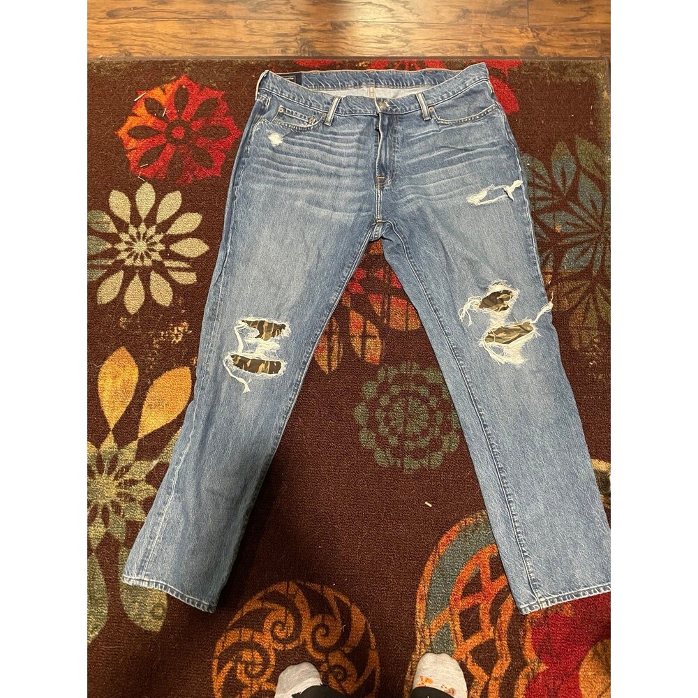 American eagle men’s jeans size 36x32